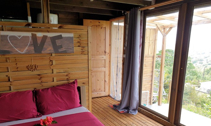 Saint-Esprit House | Coral Heart Bungalow, Cozy, Zen, AuCoeurDeMadinina, splendid view