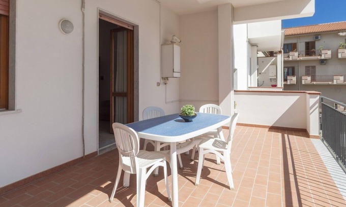 Capo d'Orlando Apartment | Corallo - cozy 1 bedroom apartment centrally located in Capo d'Orlando, Sicily