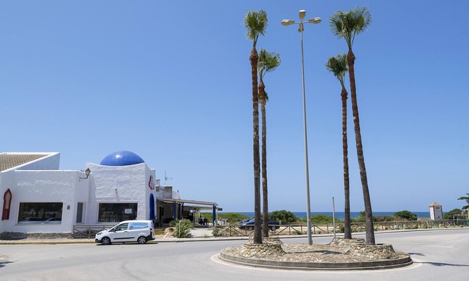 Atlanterra Apartment | Corazon De Tarifa - Two Bedroom Apartment, Sleeps 4