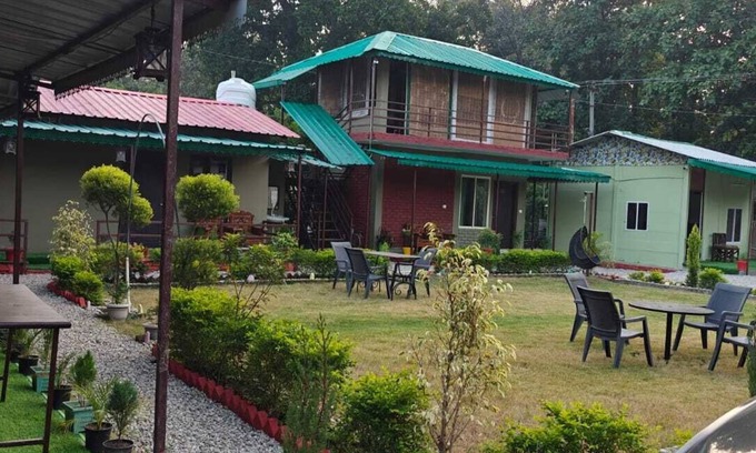 Kanda Range Cottage | Corbett Sunrise India Homestay By Eiyuu Hotels