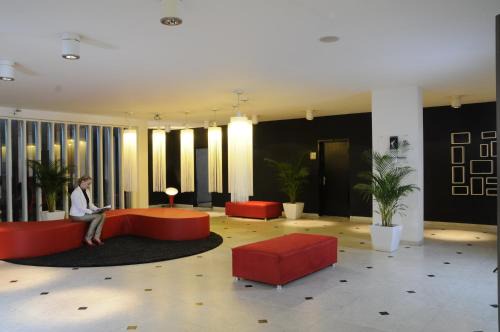 Mol Hotel | Corbie Mol