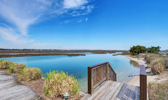 Shell Island Condo | Cordgrass Oasis | Pool, Waterfront Views, Tennis, Kayak Launch