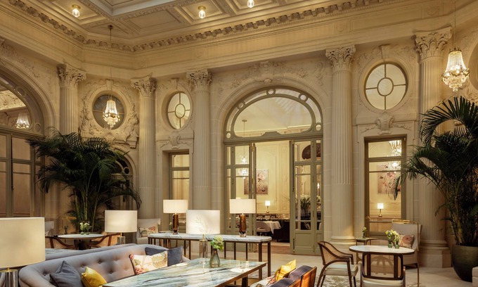 Onze-Lieve-Vrouw-ter-Sneeuw Hotel | Corinthia Grand Hotel Astoria Brussels