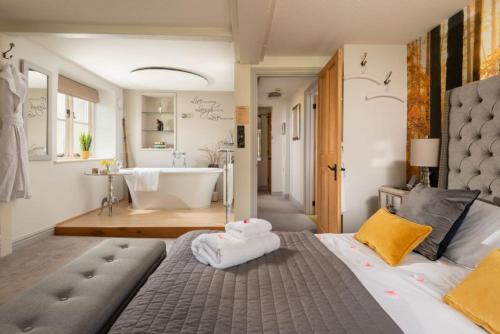 Umberleigh House | Corncott