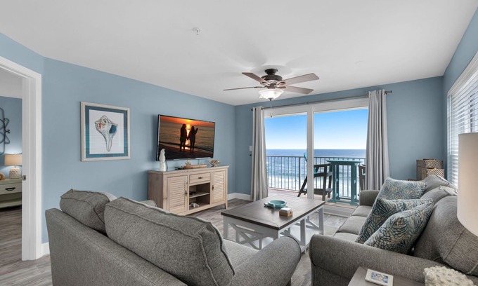 Fort Walton Beach Condo | ☀Corner Balcony~Beachfront ~ Complementary Beach Service~Pool~2BR The Palms 501🌅