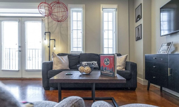 West End Condo | Corner KING - KING beds|Close to Vandy & Broadway
