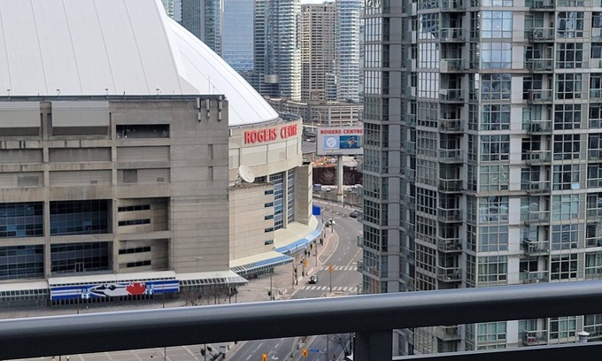 Bathurst Quay Condo | Corner Luxury Penthouse Lake/City View, Steps to CN Tower and Waterfront