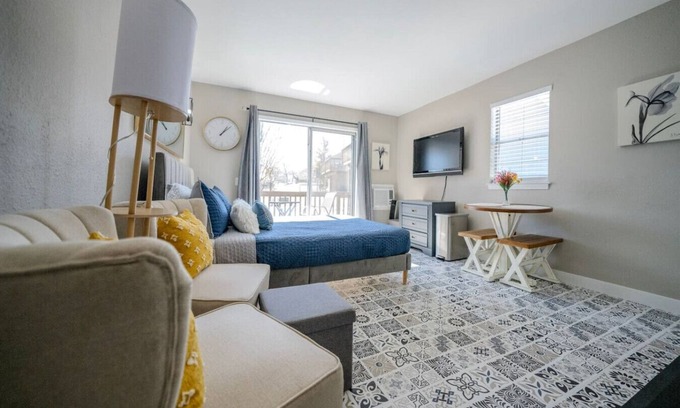 Table Rock Condo | Corner | Top Floor | Fall Creek | Convenient to 76
