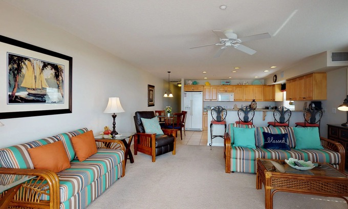 Indian Rocks Beach Condo | Corner waterfront condo with pool, Gulf views & easy beach access