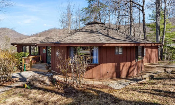 Canton Cabin | Cornerstone Cabin at Springdale