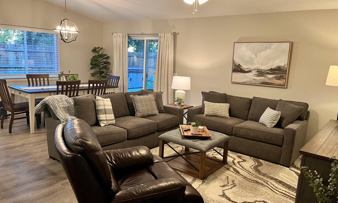 Atascadero House | Coromar Oak Reserve
