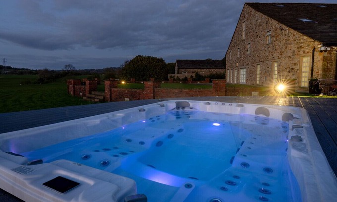 Burnley House | Corporate, Retreat Stays, Team Building, Birthday Celebrations