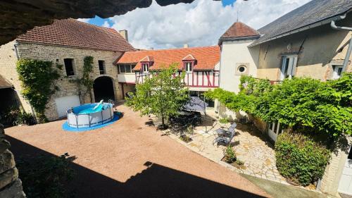 Nitry House | Corps de ferme bourguignon