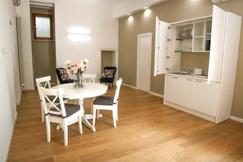 Bari City Centre Apartment | Corte Barone