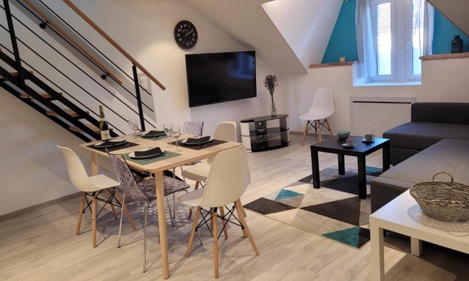 Saint Joseph/Mittelharth Apartment | Cosis Colmar - 2 Chambres - 4 Pers - Duplex - Parking - Wifi