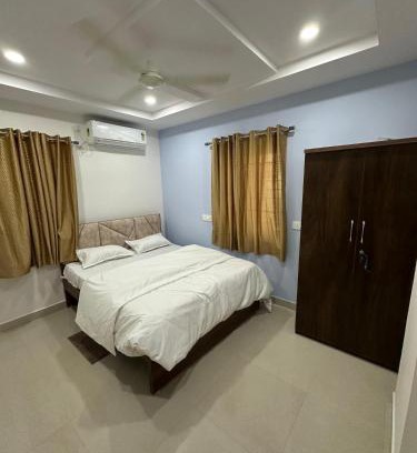 Hyderabad Hotel | Cosmic Hotel & Guest House Gachibowli Raidurg