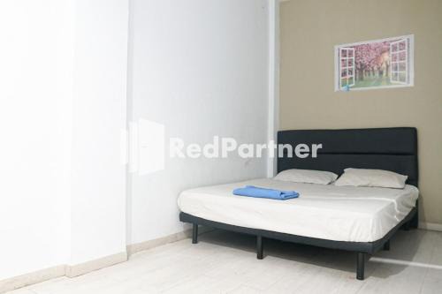 Gambir Hotel | Cosmo Harmoni RedPartner