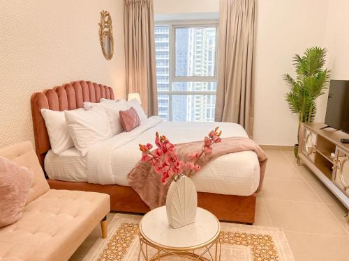 Jumeirah Lake Towers Apartment | Cosmos Living Cozy Studio Near Dubai Marina