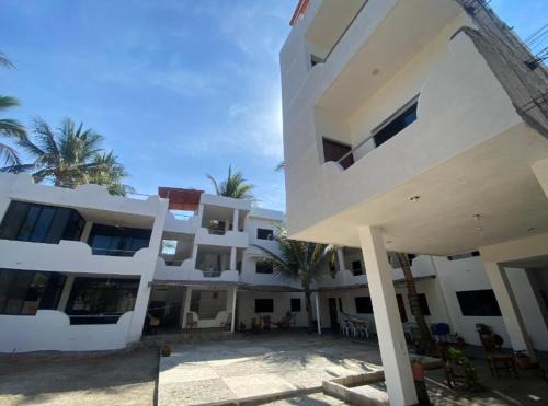 Los Ayala House | Costa Ayala casa para 18 personas a cuadra y media de la playa