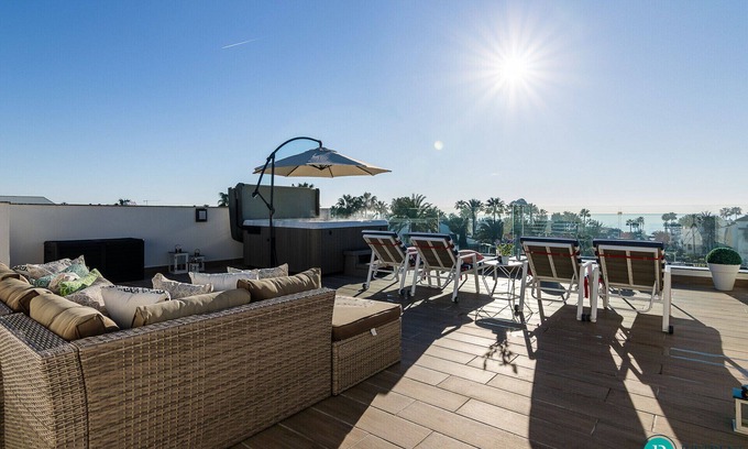New Golden Mile Apartment | Costa Marinsa Penthouse -2bd Penthouse + Jacuzzi!