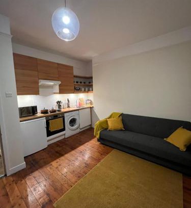 Vincent Square Apartment | Cosy 1 Bed Flat in the Heart of Westminster