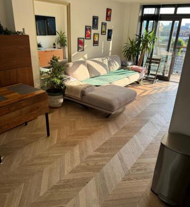 Askew Apartment | Cosy 1 bedroom apartment with balcony near Chiswick