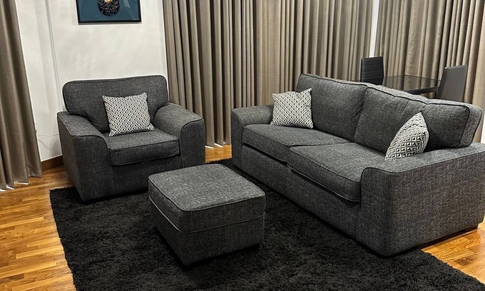 Dartford Apartment | Cosy 2 Bedroom Apartments with Balcony by train station and town centre.