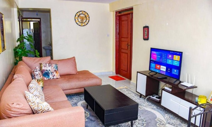 Kakamega Apartment | Cosy 2 Bedroom Apartment Master Ensuite! 5 Minutes from Town Center
