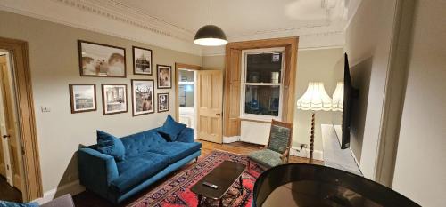 Old Town Apartment | Cosy 2 bedroom flat-castle view