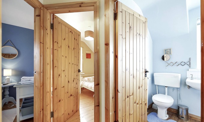 Dunfanaghy Cottage | Cosy 3 bed cottage with a indoor fireplace!
