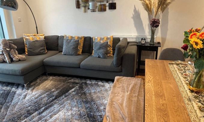 Queenstown Apartment | Cosy 3 Double Bedrooms Apartment by Chelsea Bridge