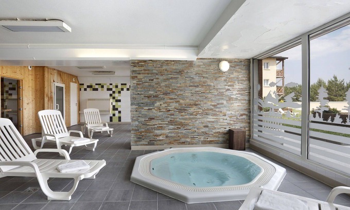 Superbolquere Apartment | Cosy apartment for 2 guests with WIFI, TV, terrace and parking