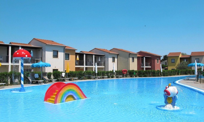 Cavalcaselle Apartment | Cosy apartment for 6 people with pool, A/C, WIFI, TV and terrace