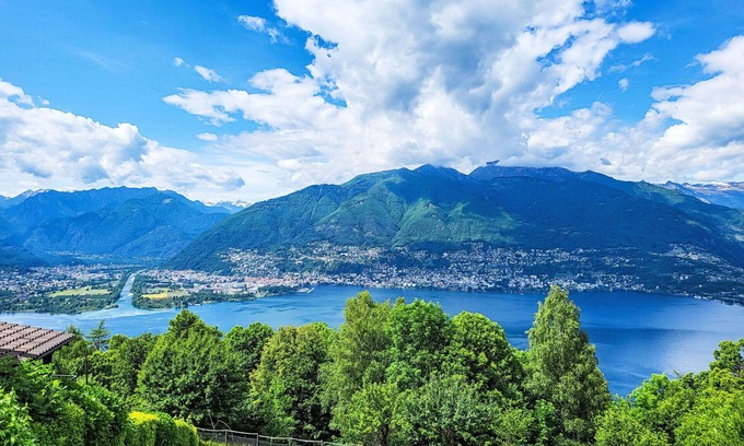 Vira Apartment | Cosy apartment for 2 guests with patio, pets allowed and panoramic view