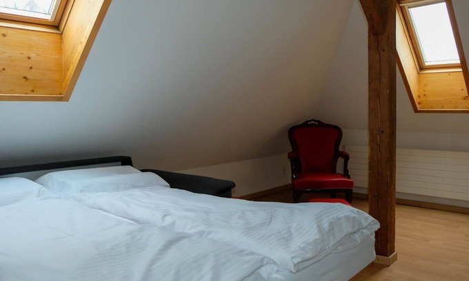 Spiez Apartment | Cosy apartment for 4 people with WIFI and TV