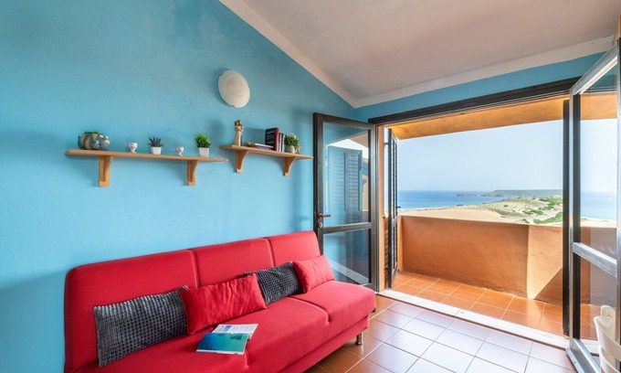 Torre dei Corsari Apartment | Cosy apartment for 4 people with WIFI, terrace and parking