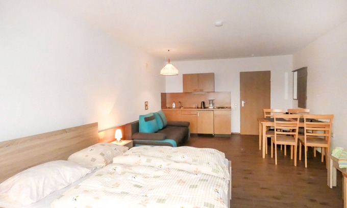 Haidmuhle Apartment | Cosy apartment for 4 people with WIFI, TV and balcony