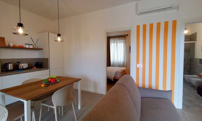 Laureto Villa | Cosy apartment in villa with hot tub, WIFI, A/C, TV, veranda and parking, close to Alberobello