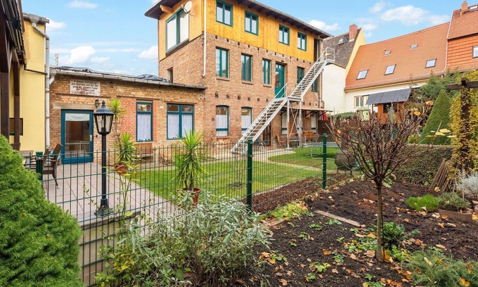 Naumburg Apartment | Cosy apartment in Naumburg with fenced garden and terrace