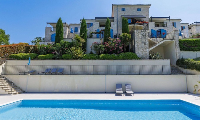 Bibali House | Cosy apartment in villa for 6 guests with WIFI, pool, A/C, TV and terrace