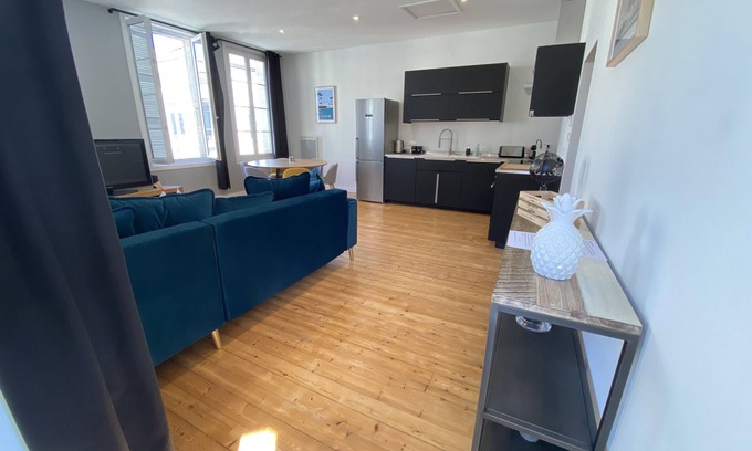 Rochefort Apartment | Cosy apartment "Loti" Hyper Centre ROCHEFORT