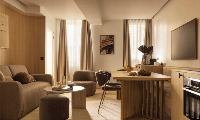 Saint-Vincent-de-Paul Apartment | Cosy apat with AC -3BR- 8P- Canal Saint-Martin