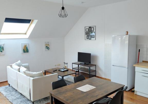 Pont-de-L'Arche Apartment | Cosy appartement 2 chambres