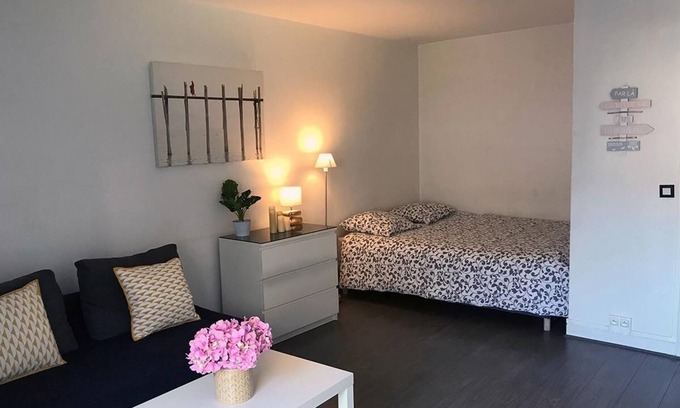 Grenelle Apartment | Cosy Appartment Champs de Mars Eiffel