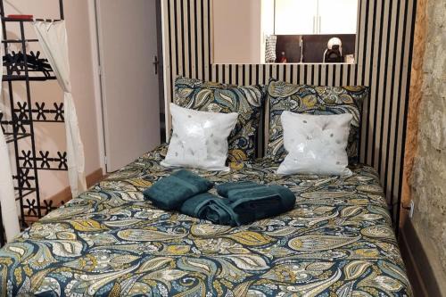 Angouleme Apartment | Cosy Bellamy