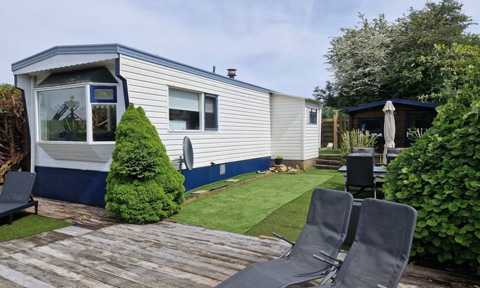 Ooltgensplaat House | Cosy chalet with garden