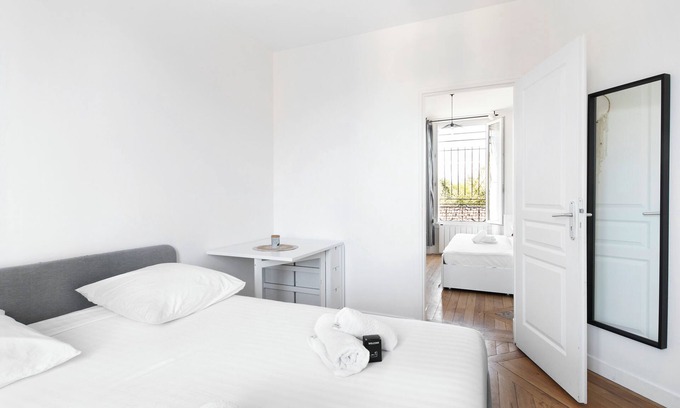 Argenteuil Apartment | Cosy cocoon just outside Paris 4P