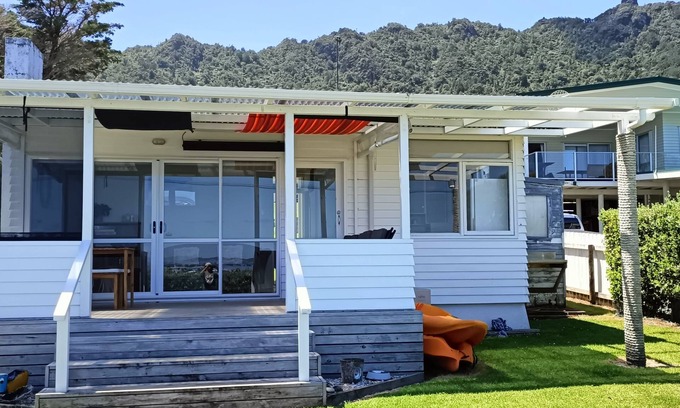 Whangarei Heads House | Cosy cottage by the seaside
