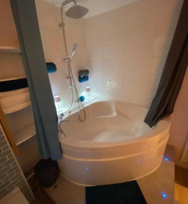 Quartier de la Plaine-de-Monceaux Apartment | Cosy courcelles