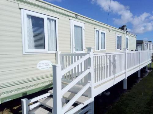Chapel Saint Leonards Resort | Cosy Cove Caravan